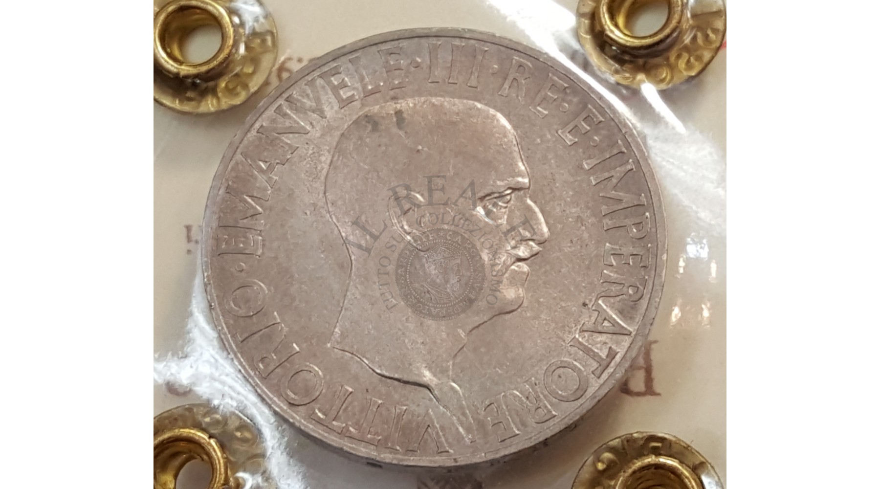 secondary image